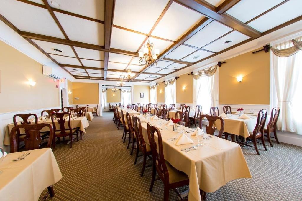 The Sherwood Hotel Greene Екстериор снимка